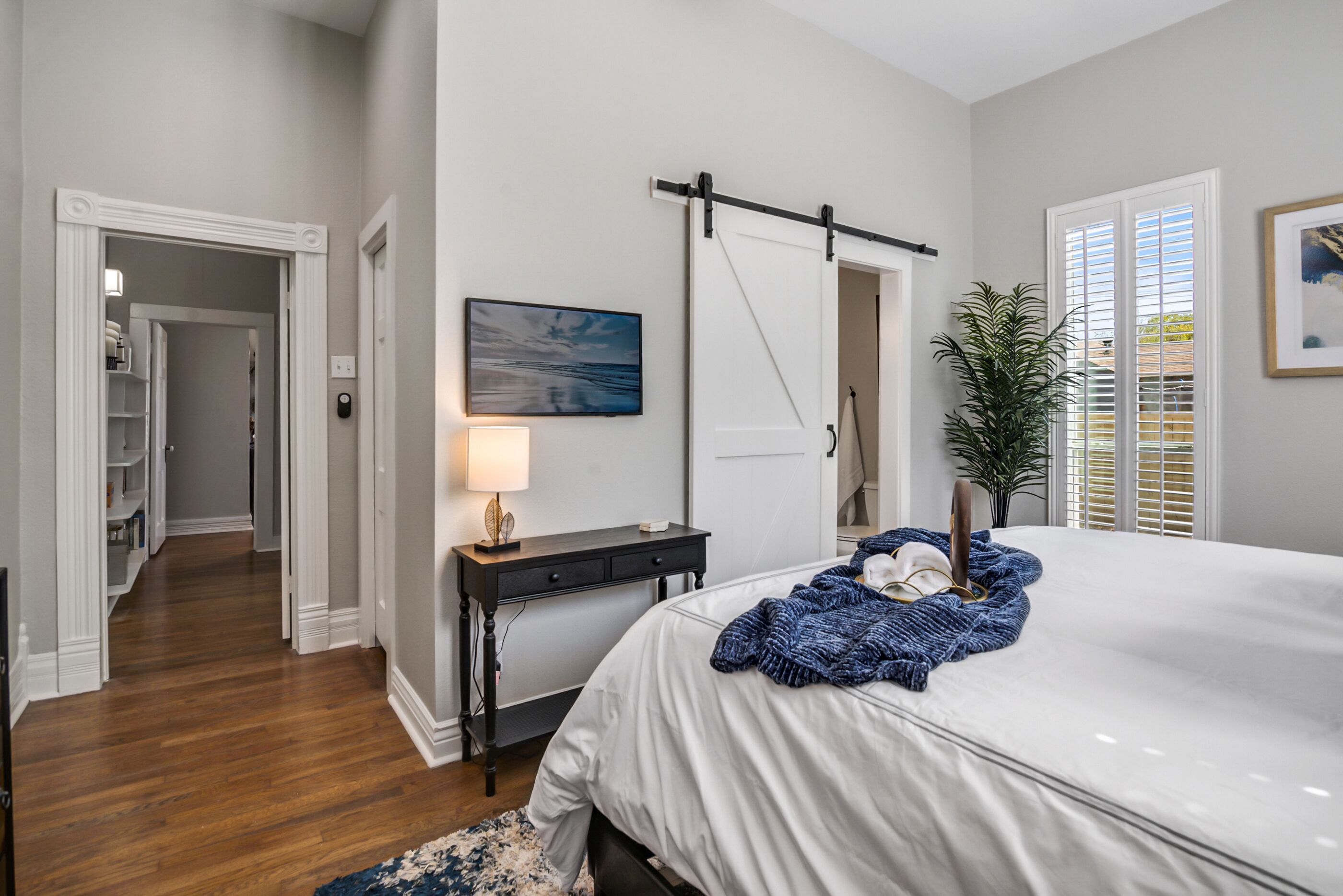 2 chambres, bureau, fer et planche à repasser, Wi-Fi gratuit