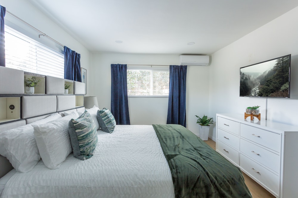 Remodeled Spacious Family Home Pet Friendly Alhambra Vrbo