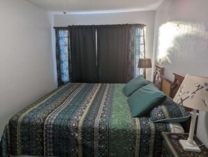 2 slaapkamers, een strijkplank/strijkijzer, wifi, beddengoed