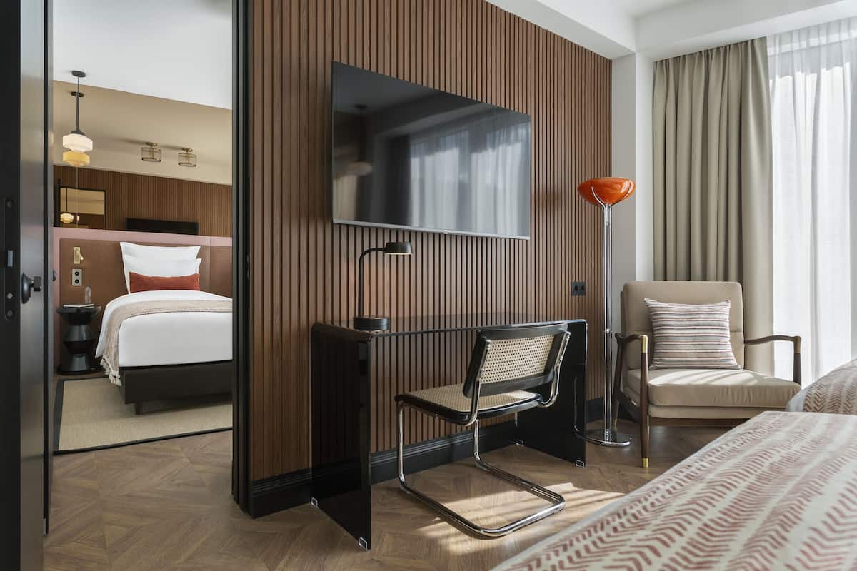 Family Room | 1 bedroom, premium bedding, memory-foam beds, minibar