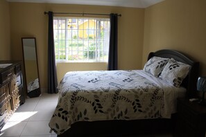 하우스 | 2 개의 침실, 다리미/다리미판, 무료 WiFi, 침대 시트