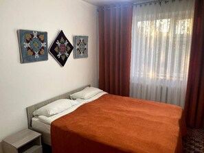 Standard Room | Hypo-allergenic bedding, soundproofing, free WiFi, bed sheets
