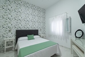 3 Schlafzimmer, Bügeleisen/Bügelbrett, Reisekinderbett, kostenloses WLAN