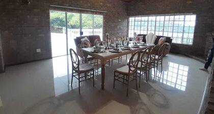 Romantic , serene and spacious home for lasting memories suitable for events too