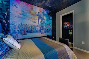 7 Schlafzimmer, Zimmersafe, Schreibtisch, Bügeleisen/Bügelbrett