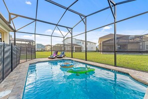 Outdoor pool, a heated pool - Star Wars Villa w/ Pool in Kissimmee (Four Corners)