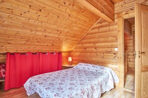 4 dormitorios, tabla de planchar con plancha, wifi gratis