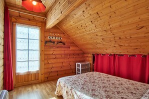 4 chambres, fer et planche à repasser, Wi-Fi gratuit
