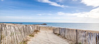 Casa de vacaciones 'Le Mas De La Mer' con terraza privada y aire acondicionado