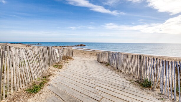 Strand