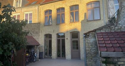 Holiday Home "Le Gite Berguois" with Private Pool and Wi-Fi