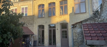 Holiday Home "Le Gite Berguois" with Private Pool and Wi-Fi