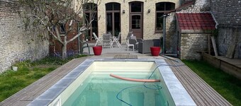 Holiday Home "Le Gite Berguois" with Private Pool and Wi-Fi