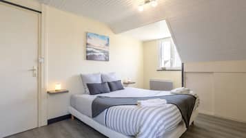 3 Schlafzimmer, Bügeleisen/Bügelbrett, kostenloses WLAN, Bettwäsche