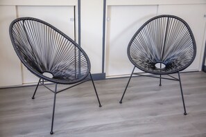 Interior - Holiday Home 'Maison Proche Du Port Plage Et Surf' with Private Terrace, Private Garden and Wi-Fi (penmarc'h)