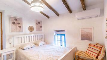 4 chambres, fer et planche à repasser, Wi-Fi gratuit, draps fournis