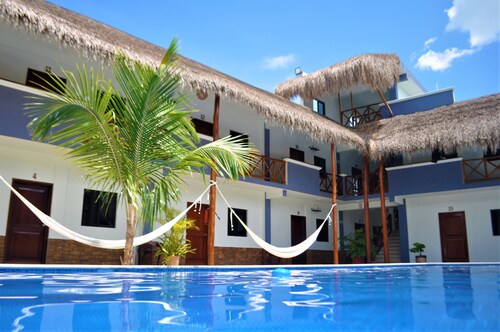 HOTEL PEJELAGARTO