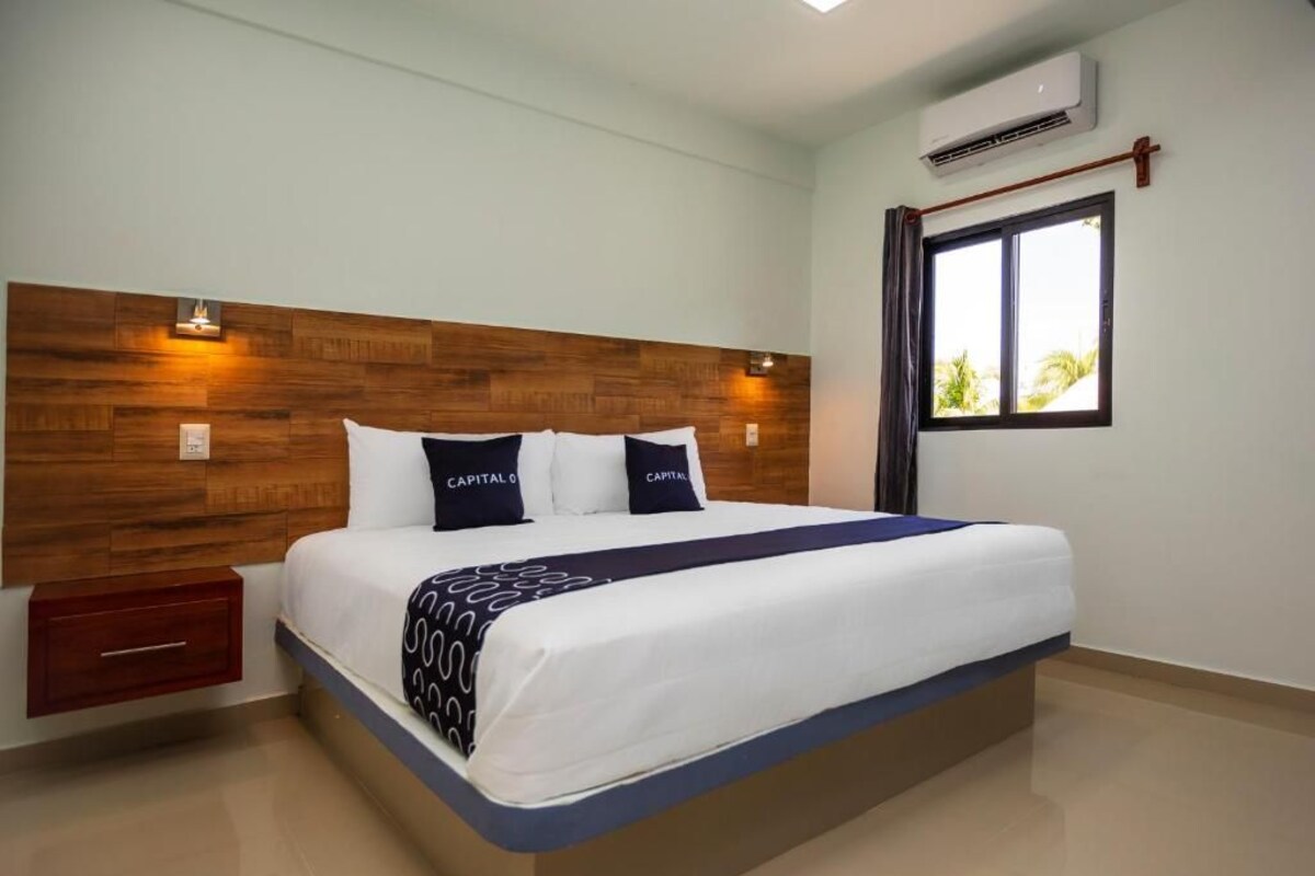 Desk, iron/ironing board (on request), WiFi (free), bed sheets