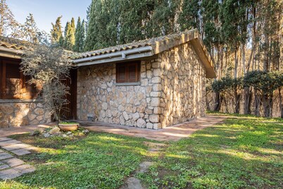 Apartment 'La Capannuccia C' with Shared Garden, Wi-Fi and Air Conditioning