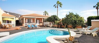 Vacation Home 'Eveas' with Private Pool, Private Terrace and Wi-Fi