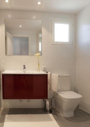 تجهيزات دش، مجففات شعر، مناشف