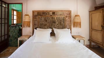 3 slaapkamers, een strijkplank/strijkijzer, gratis wifi, beddengoed