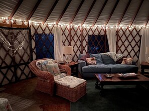 Smart TV, video games - Big Island Yurt Adventures (Captain Cook)