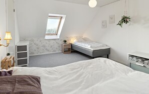 2 Schlafzimmer, Reisekinderbett, kostenloses WLAN