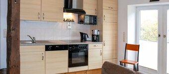 Idyllisches Fachwerkhaus in der Lüneburger Heide mit Badewanne und Kamin