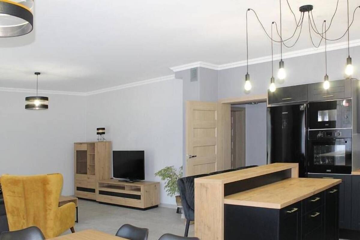 Chalet | 2 bedrooms, desk, laptop workspace, blackout drapes