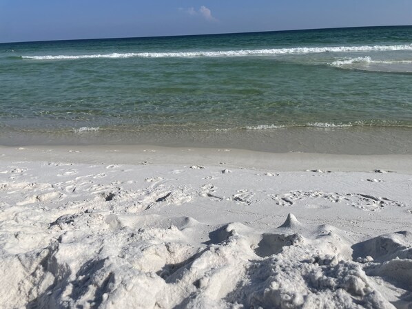 Liegestühle, Strandtücher