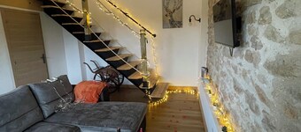 La Cabane de Nina, Cottage Chaleureux au Milieu des Vignes du Nord Gironde