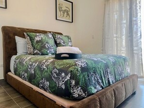 1 chambre, fer et planche à repasser, Wi-Fi, draps fournis