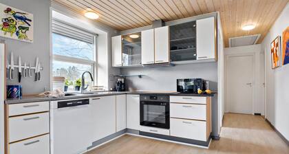 3 bedroom stunning home in FÄrvang