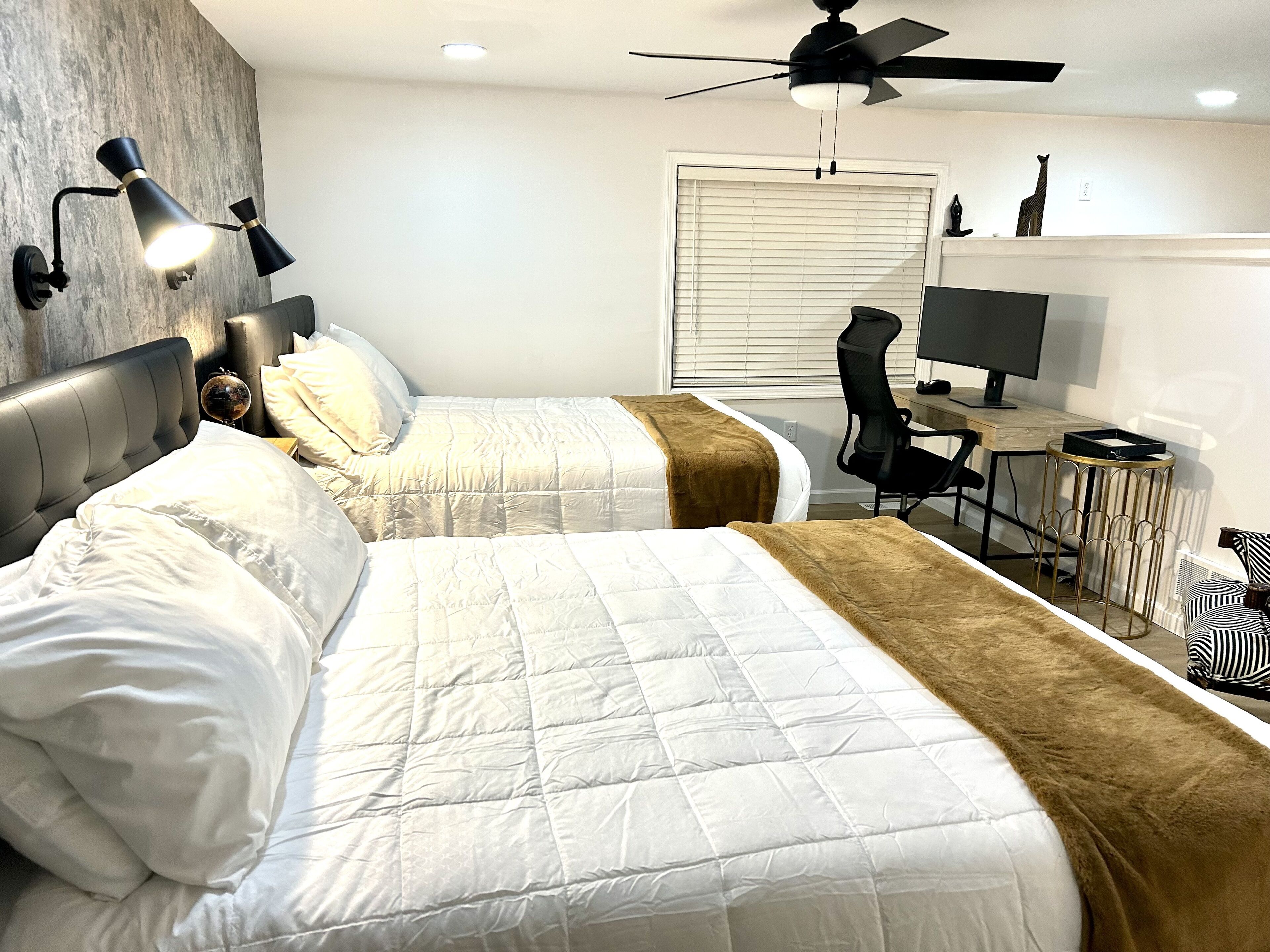 1 bedroom, desk, iron/ironing board, WiFi