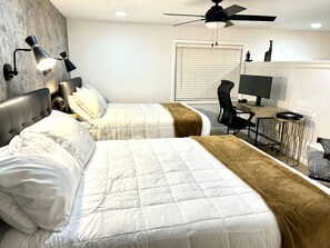 1 bedroom, desk, iron/ironing board, WiFi