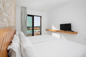 2 chambres, fer et planche à repasser, accès au Wi-Fi (inclus)