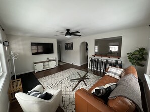 Smart TV, ping pong - Private Home Food + Bars (Winooski)