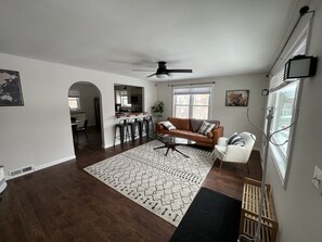 Smart TV, ping pong - Private Home Food + Bars (Winooski)