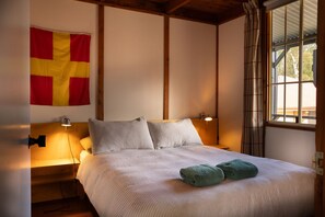 3 chambres, fer et planche à repasser, lit parapluie, Wi-Fi gratuit
