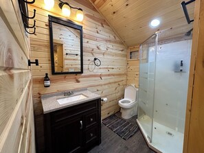 Shower, soap, shampoo, toilet paper
