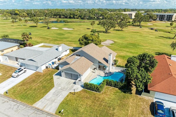 Exterior - {On IMG Golf Course! WAFFLE BAR/Pool/GameRoom/Beach Gear++ (Bradenton)