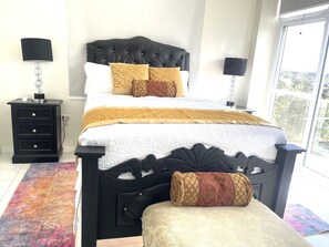 2 Schlafzimmer, Schreibtisch, Bügeleisen/Bügelbrett, kostenloses WLAN