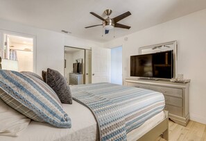 3 bedrooms, iron/ironing board, WiFi, bed sheets