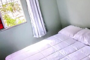 2 slaapkamers, een strijkplank/strijkijzer, gratis wifi, beddengoed