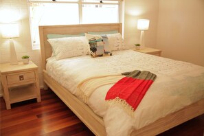 4 chambres, fer et planche à repasser, Wi-Fi, literie fournie