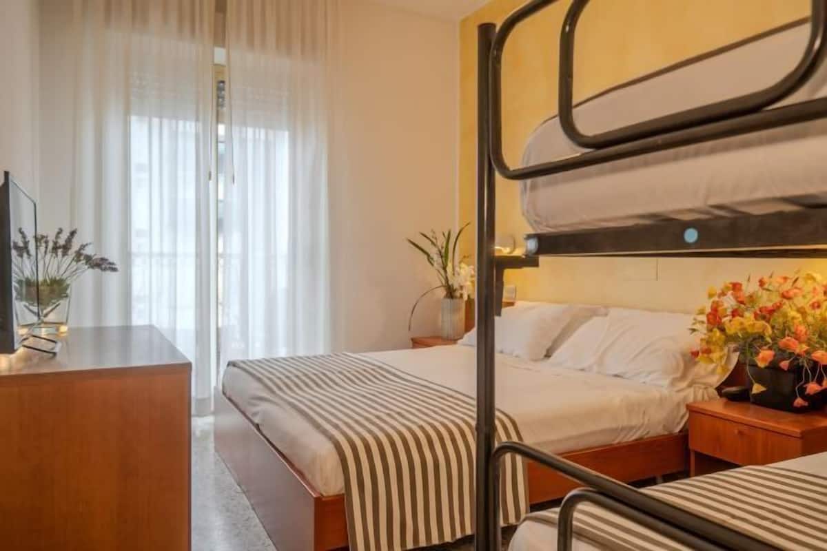 Cunas gratuitas, wifi gratis y ropa de cama 