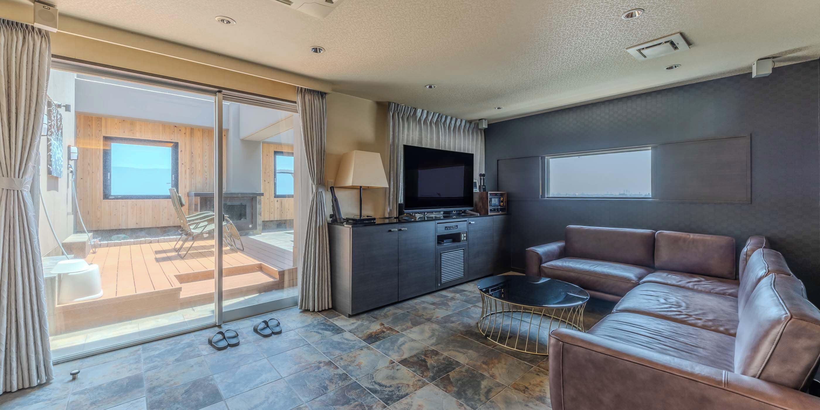 Habitación doble Royal | Decoración personalizada, muebles diferentes y insonorización 