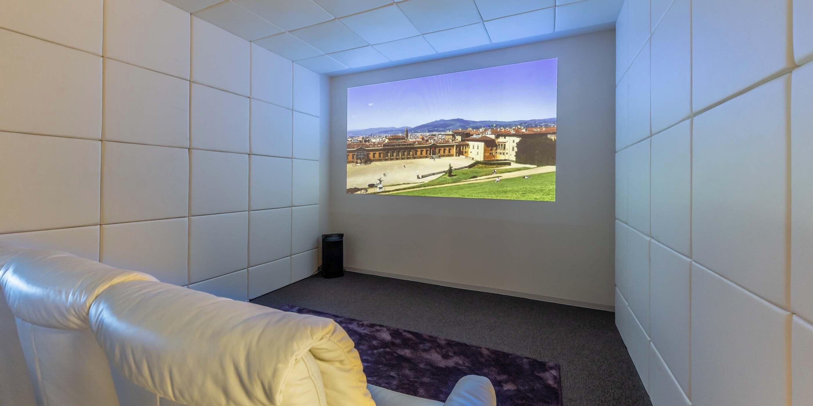 executive double room | 1 bedroom, individually decorated, individually furnished, soundproofing