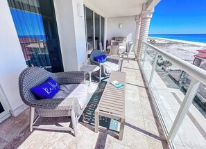 Property grounds - Beach Club 403 - 𝑺𝒂𝒍𝒕𝒚 𝑺𝒌𝒚𝒍𝒊𝒏𝒆 (Pensacola Beach)